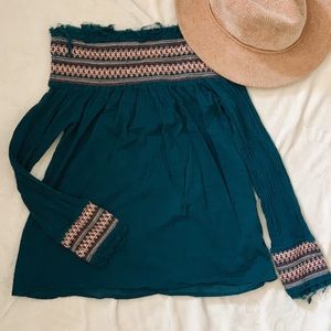 Off The Shoulder,Embriodered Love Sam Tunic